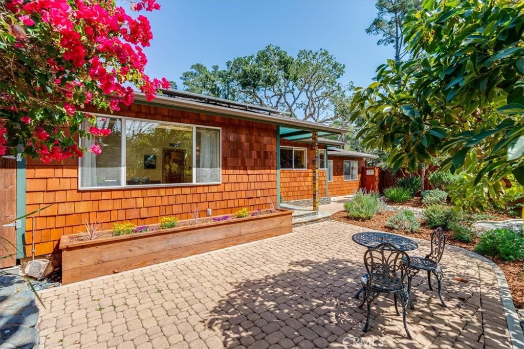 1700 Downing Ave, Cambria, CA 93428