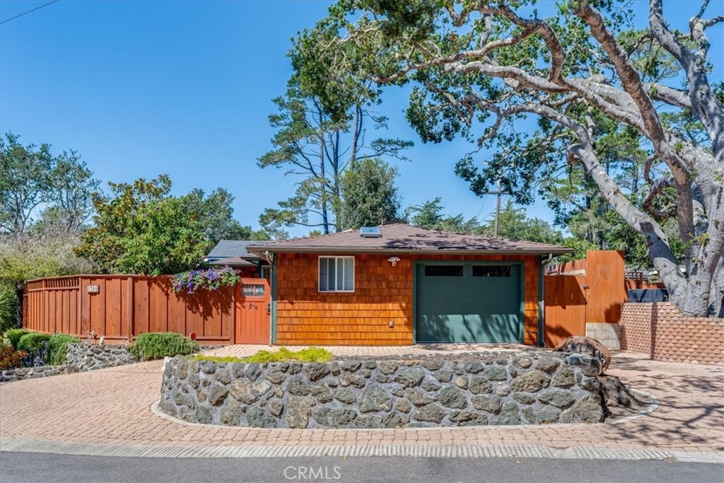 1700 Downing Ave, Cambria, CA 93428