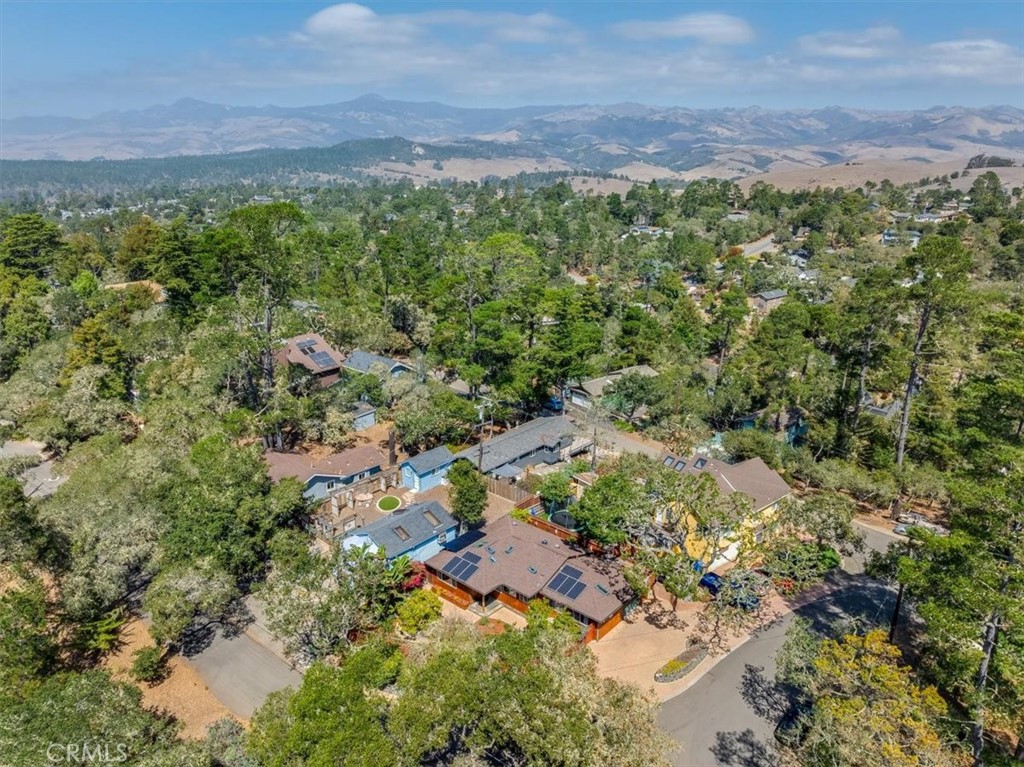 1700 Downing Ave, Cambria, CA 93428