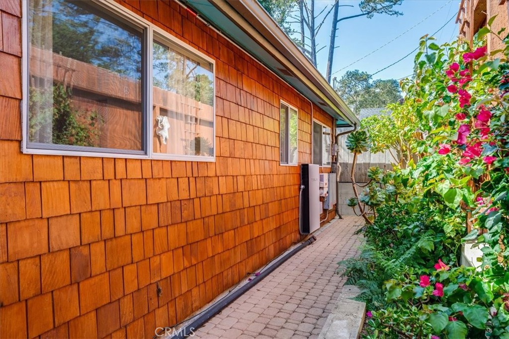 1700 Downing Ave, Cambria, CA 93428