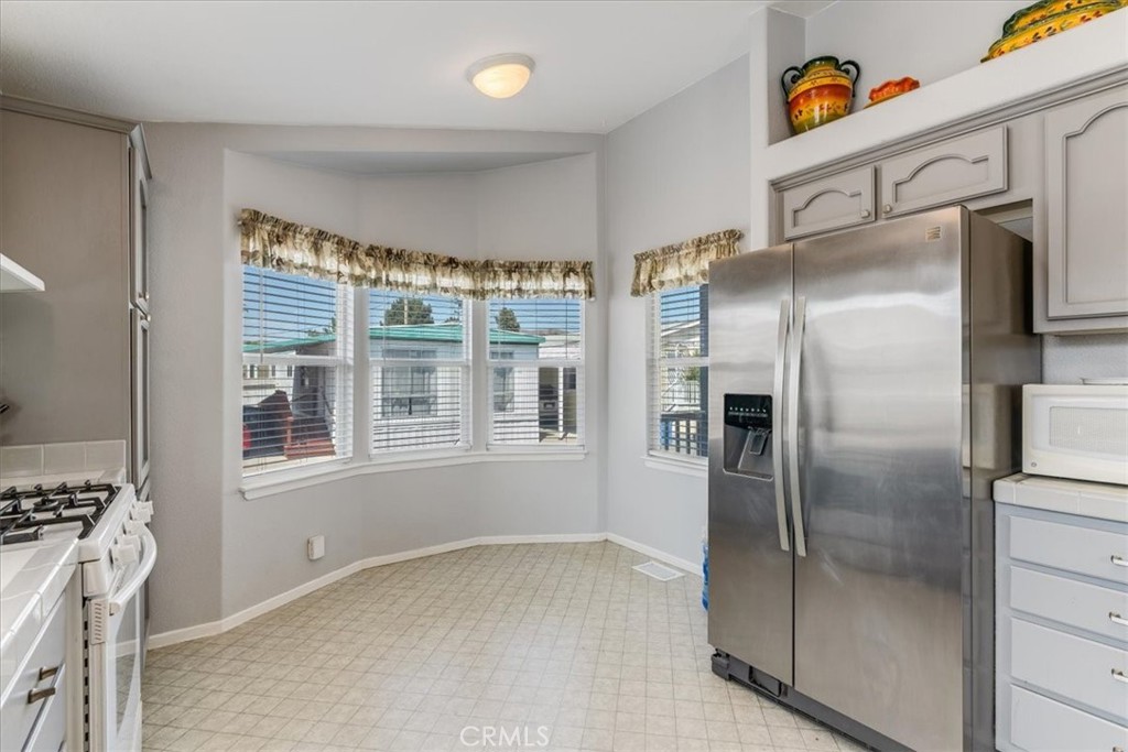 3860 S Higuera, San Luis Obispo, CA 93401