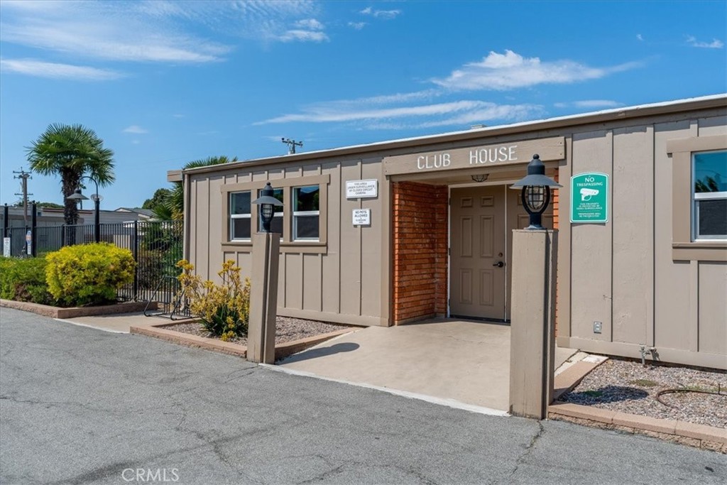 3860 S Higuera, San Luis Obispo, CA 93401