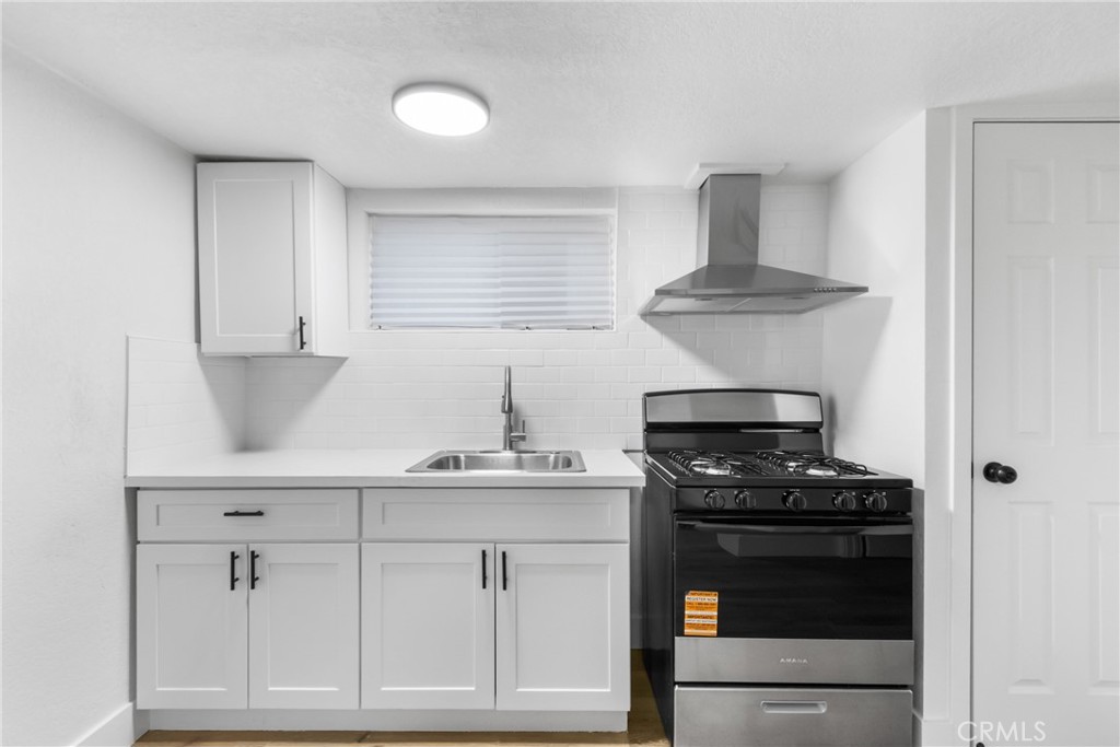 900 W Mount Whitney, Riverdale, CA 93656