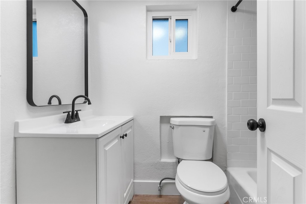 900 W Mount Whitney, Riverdale, CA 93656