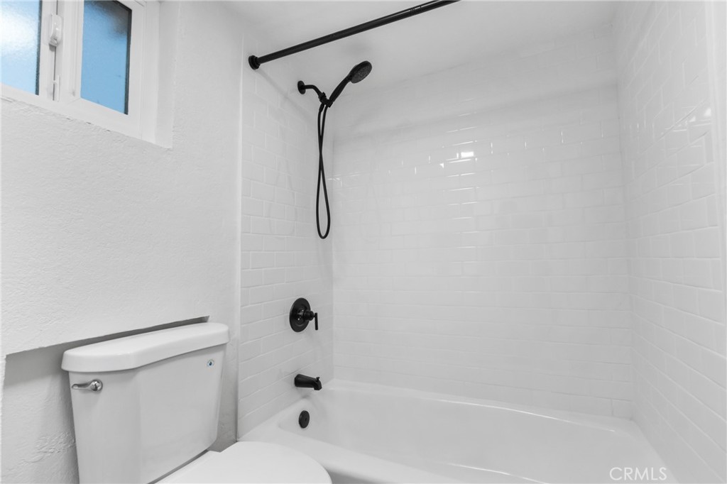 900 W Mount Whitney, Riverdale, CA 93656