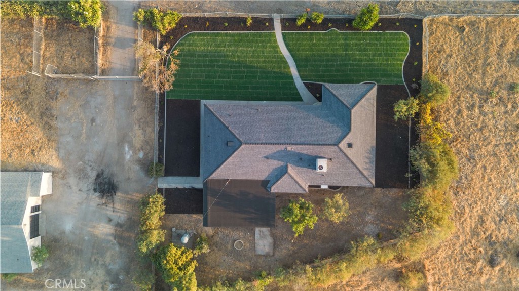 900 W Mount Whitney, Riverdale, CA 93656