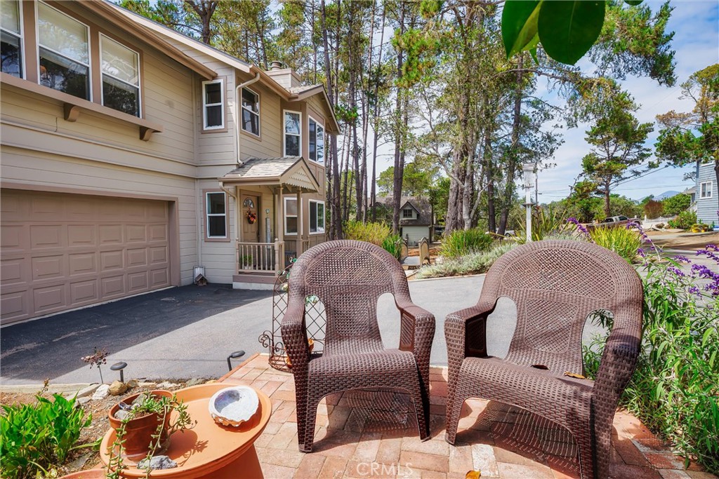 1965 Norwich Ave, Cambria, CA 93428