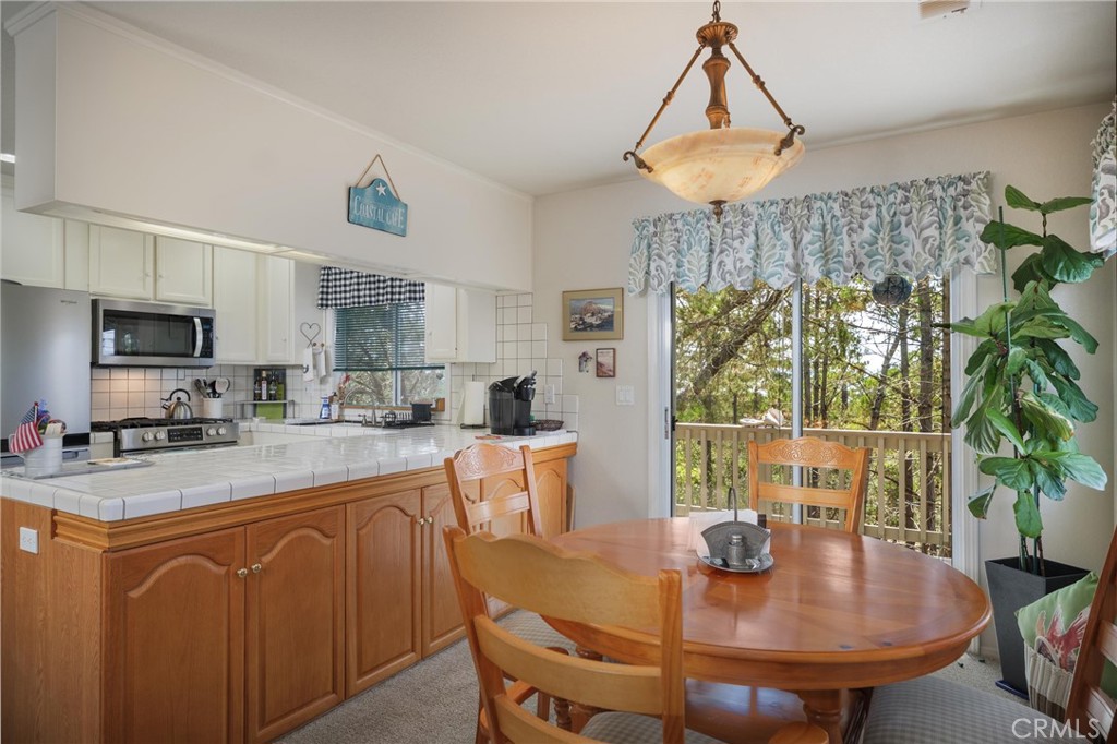 1965 Norwich Ave, Cambria, CA 93428