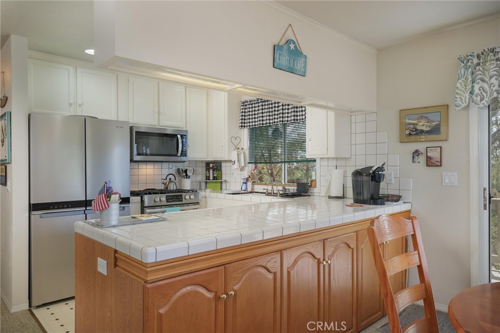 1965 Norwich Ave, Cambria, CA 93428