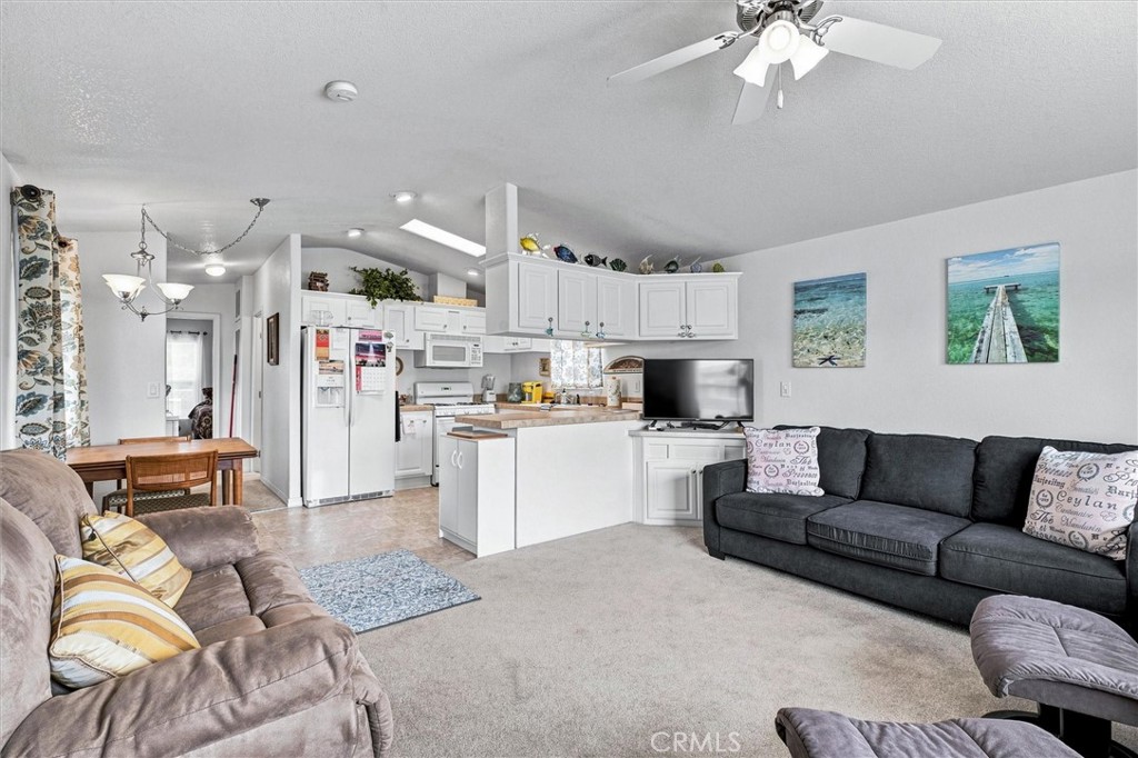 500 Atascadero Rd SPC B9, Morro Bay, CA 93442