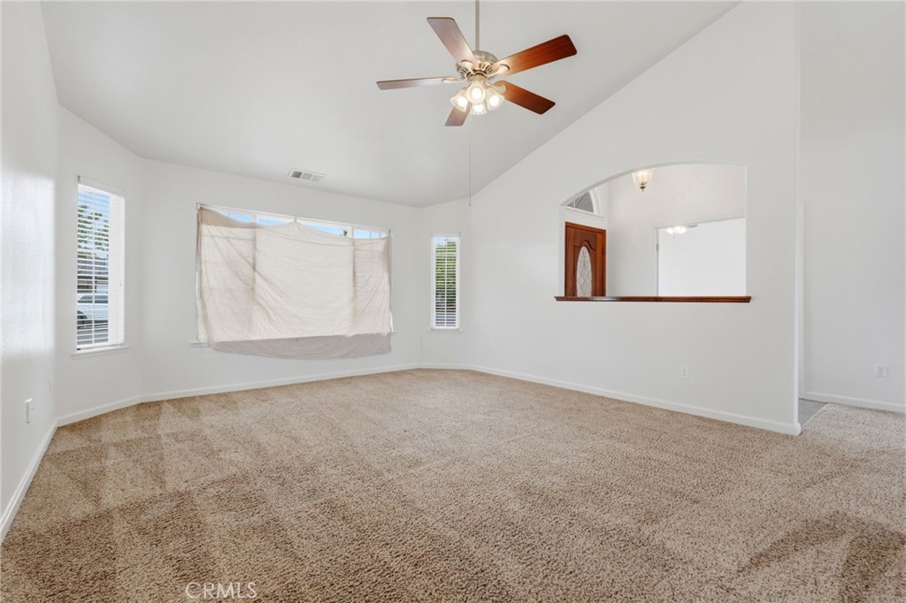1487 Boyd Ct, Tulare, CA 93274