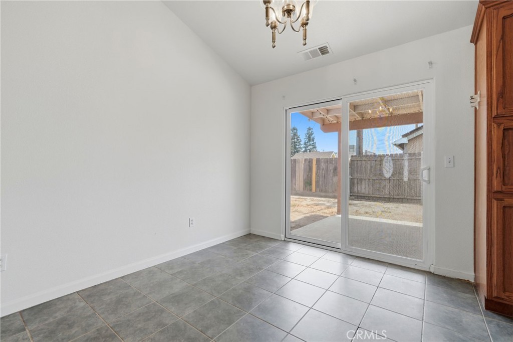 1487 Boyd Ct, Tulare, CA 93274