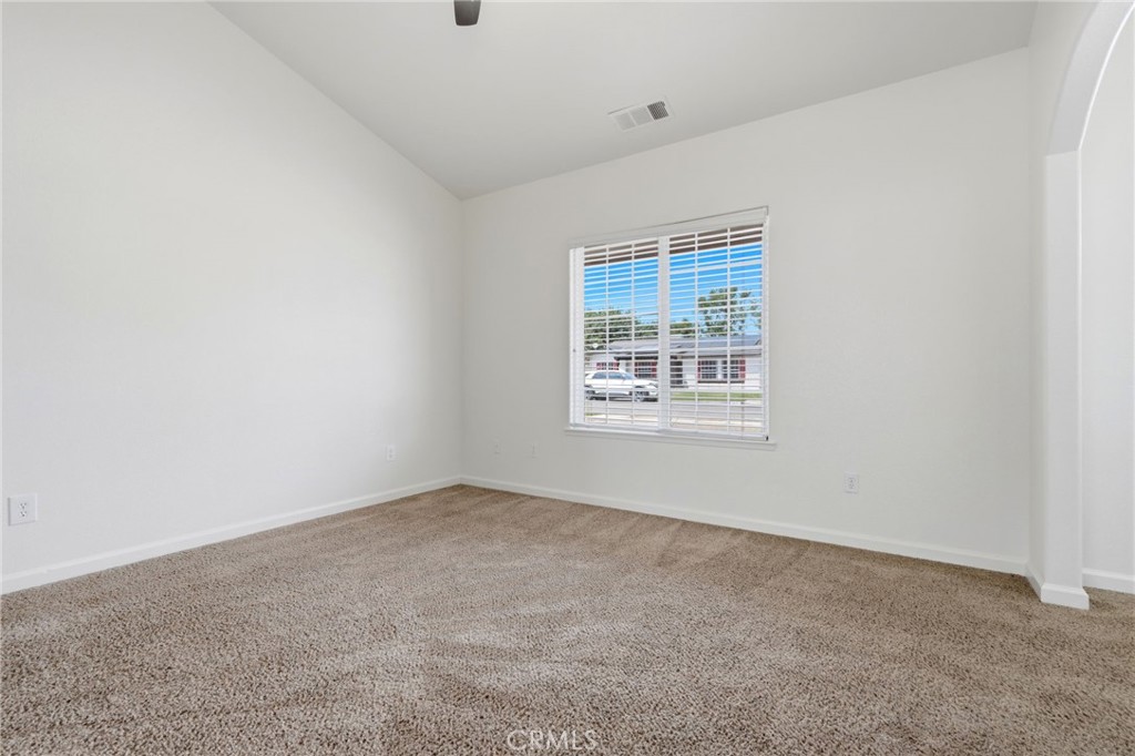 1487 Boyd Ct, Tulare, CA 93274