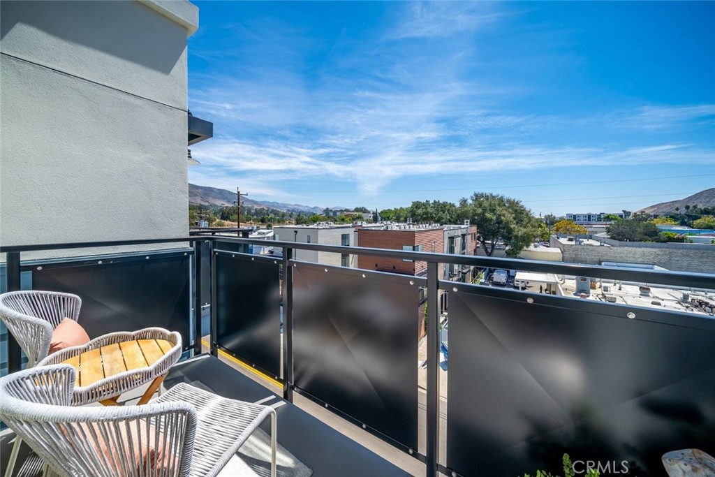 2475 Victoria Ave #404, San Luis Obispo, CA 93401