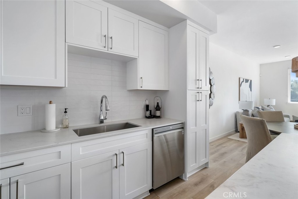 2475 Victoria Ave #404, San Luis Obispo, CA 93401