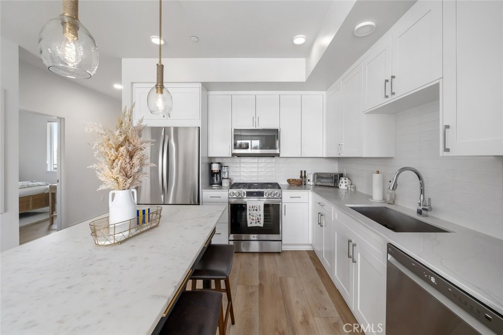 2475 Victoria Ave #404, San Luis Obispo, CA 93401