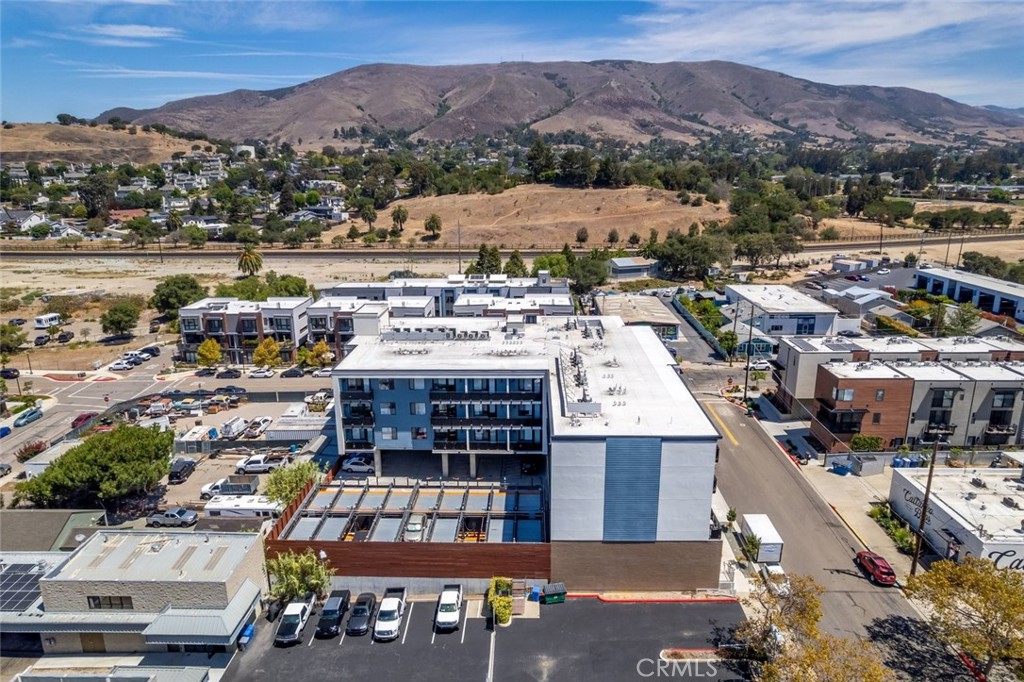 2475 Victoria Ave #404, San Luis Obispo, CA 93401