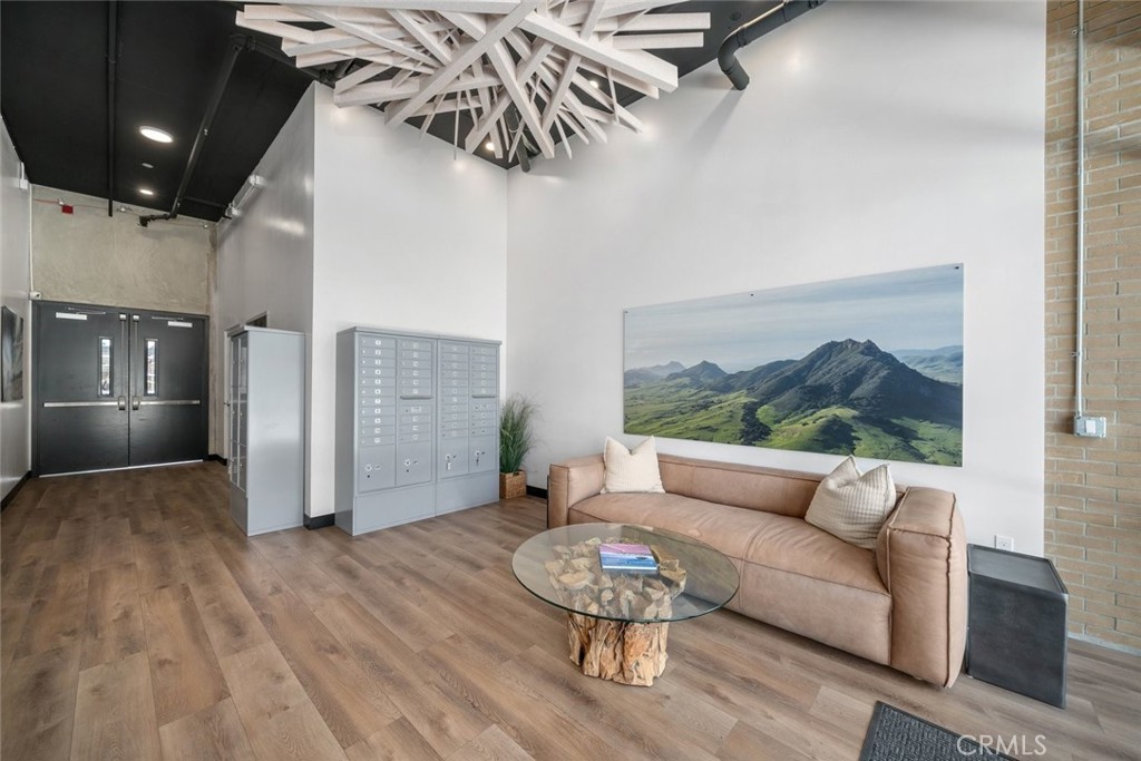2475 Victoria Ave #404, San Luis Obispo, CA 93401
