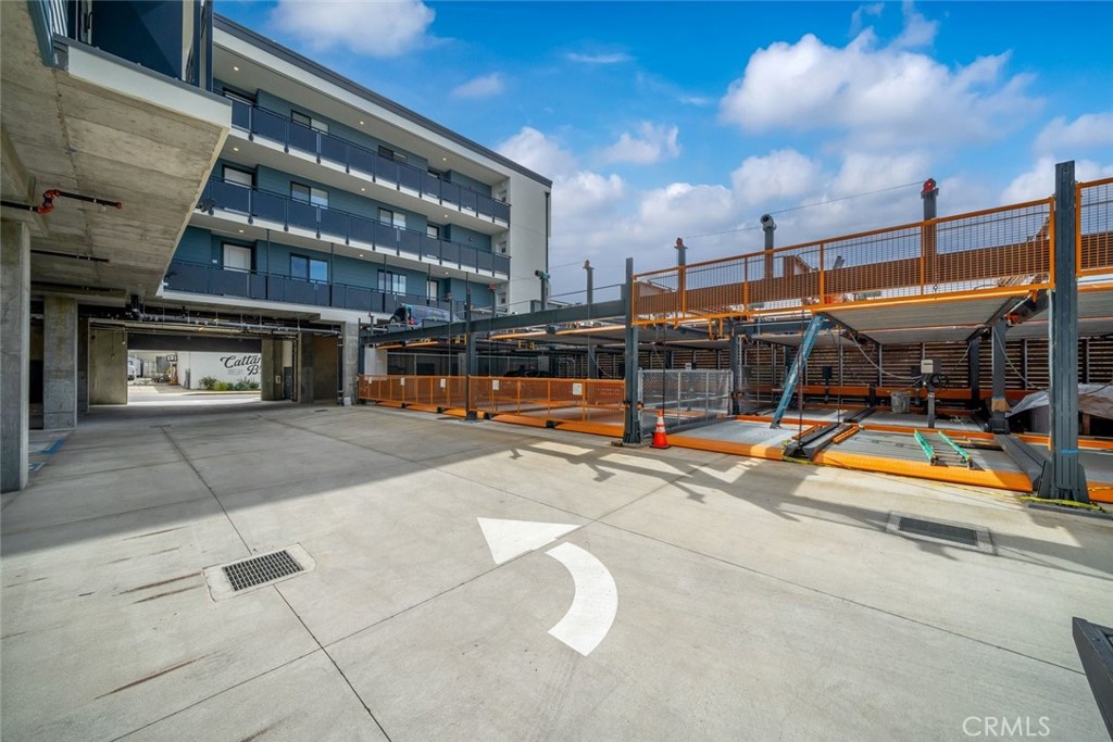 2475 Victoria Ave #404, San Luis Obispo, CA 93401