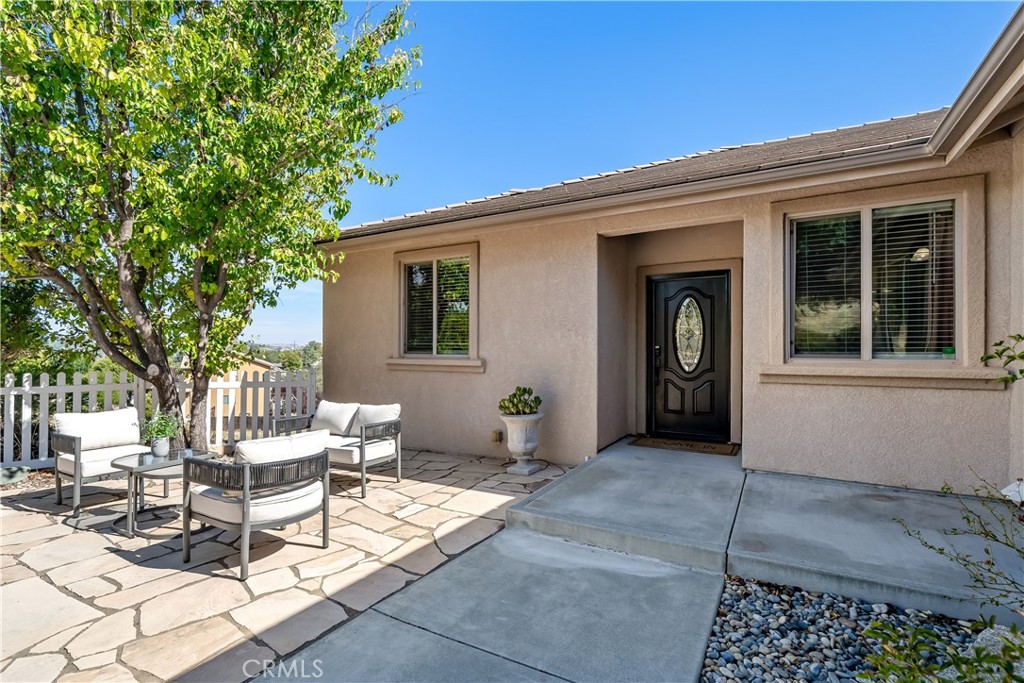 725 Red Cloud Rd, Paso Robles, CA 93446