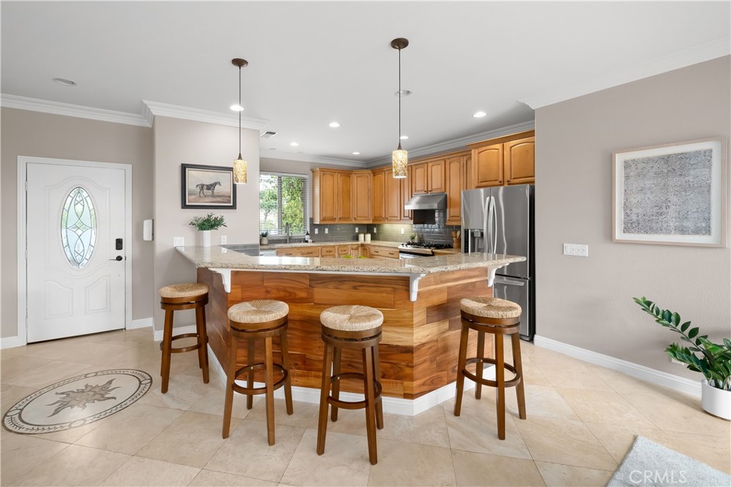 725 Red Cloud Rd, Paso Robles, CA 93446