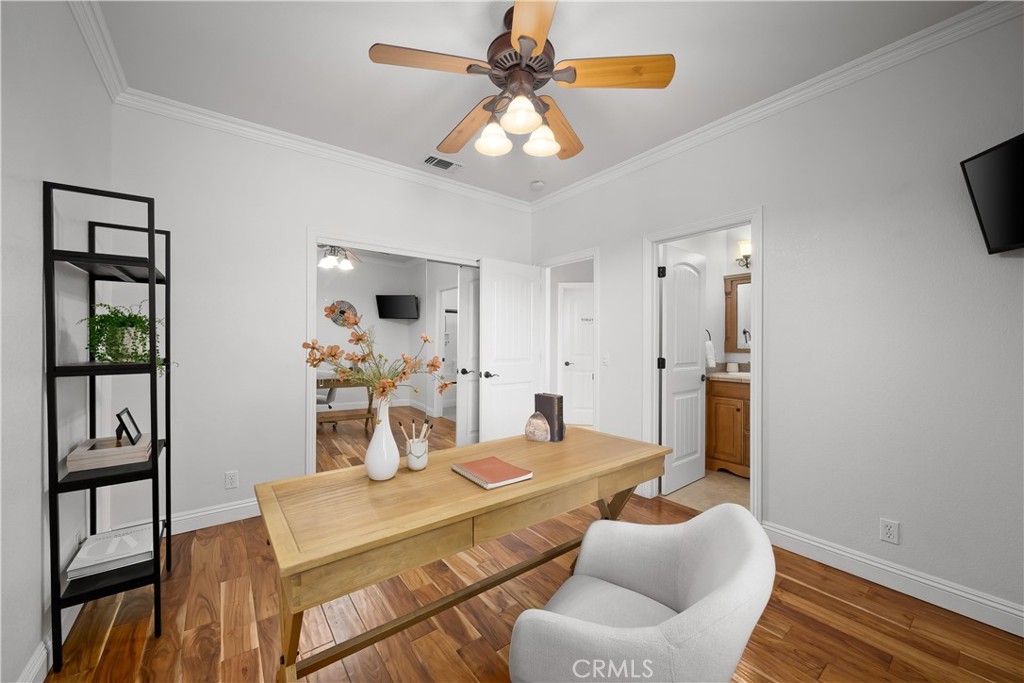 725 Red Cloud Rd, Paso Robles, CA 93446