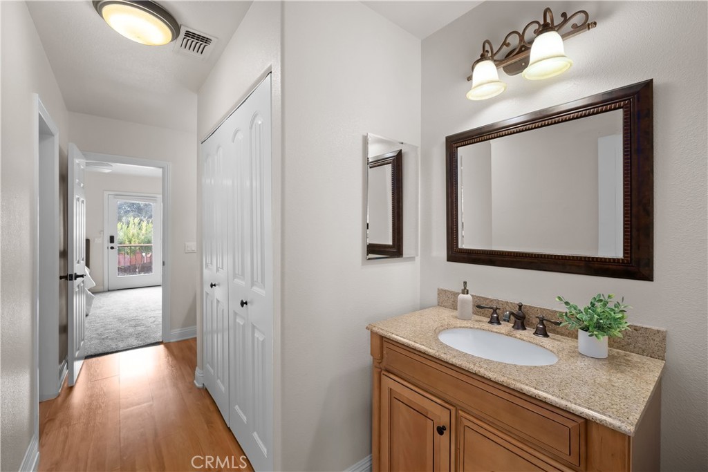 725 Red Cloud Rd, Paso Robles, CA 93446