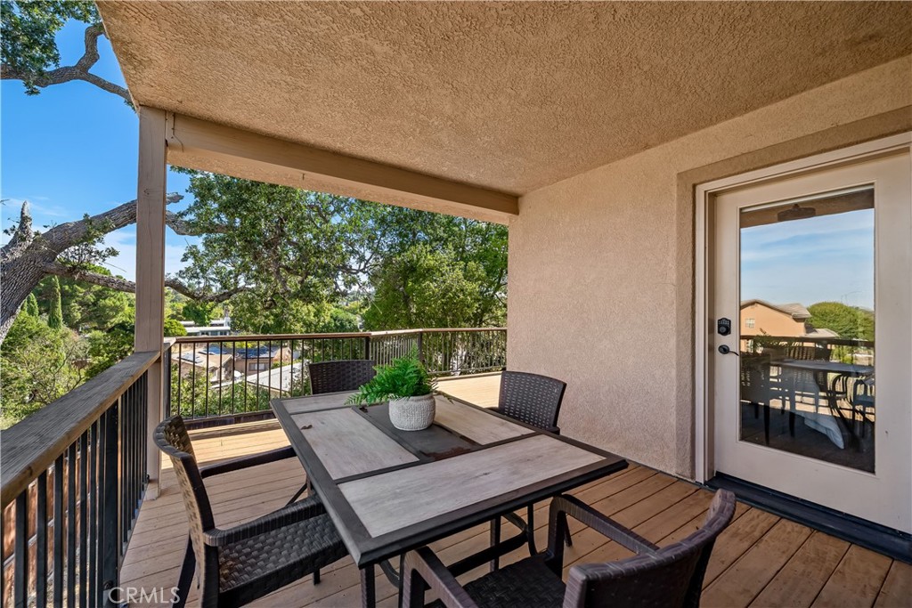 725 Red Cloud Rd, Paso Robles, CA 93446