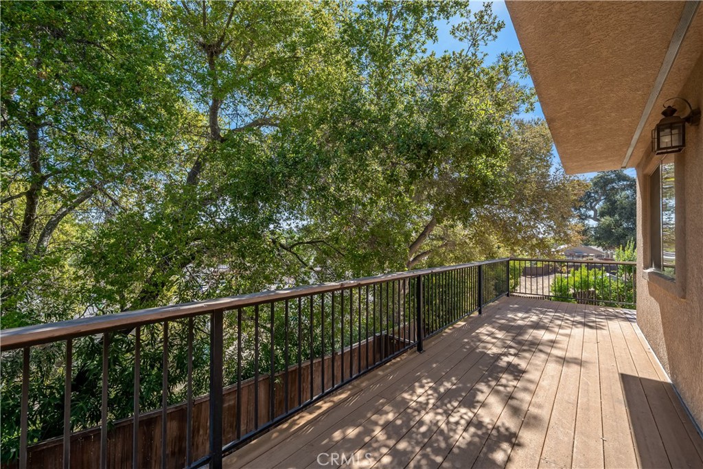 725 Red Cloud Rd, Paso Robles, CA 93446