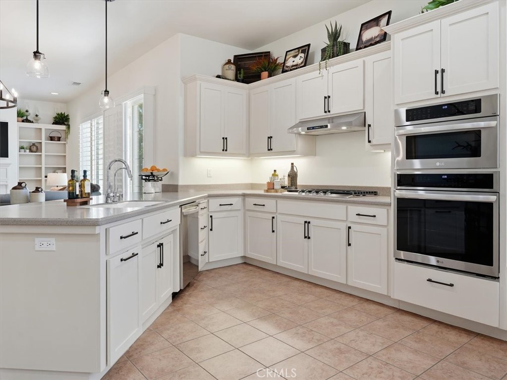 951 Vista Cerro Dr, Paso Robles, CA 93446