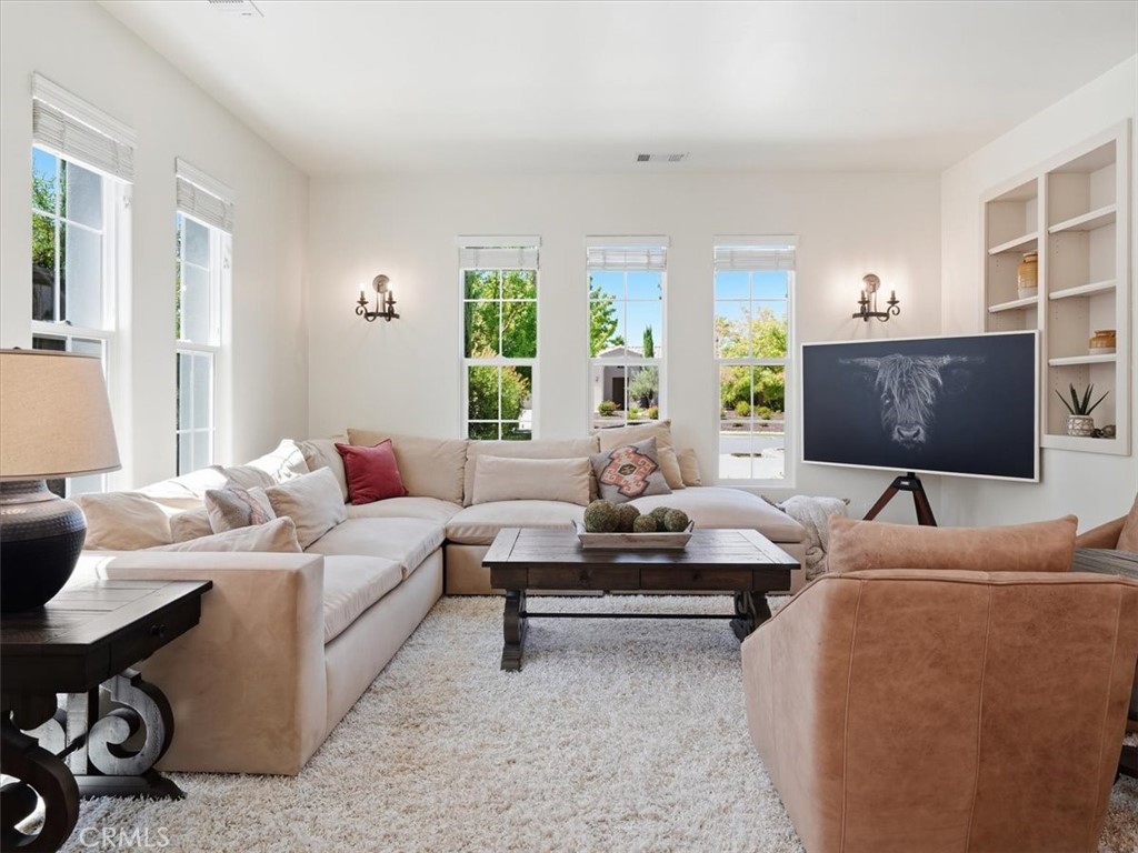 951 Vista Cerro Dr, Paso Robles, CA 93446