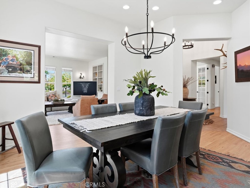 951 Vista Cerro Dr, Paso Robles, CA 93446