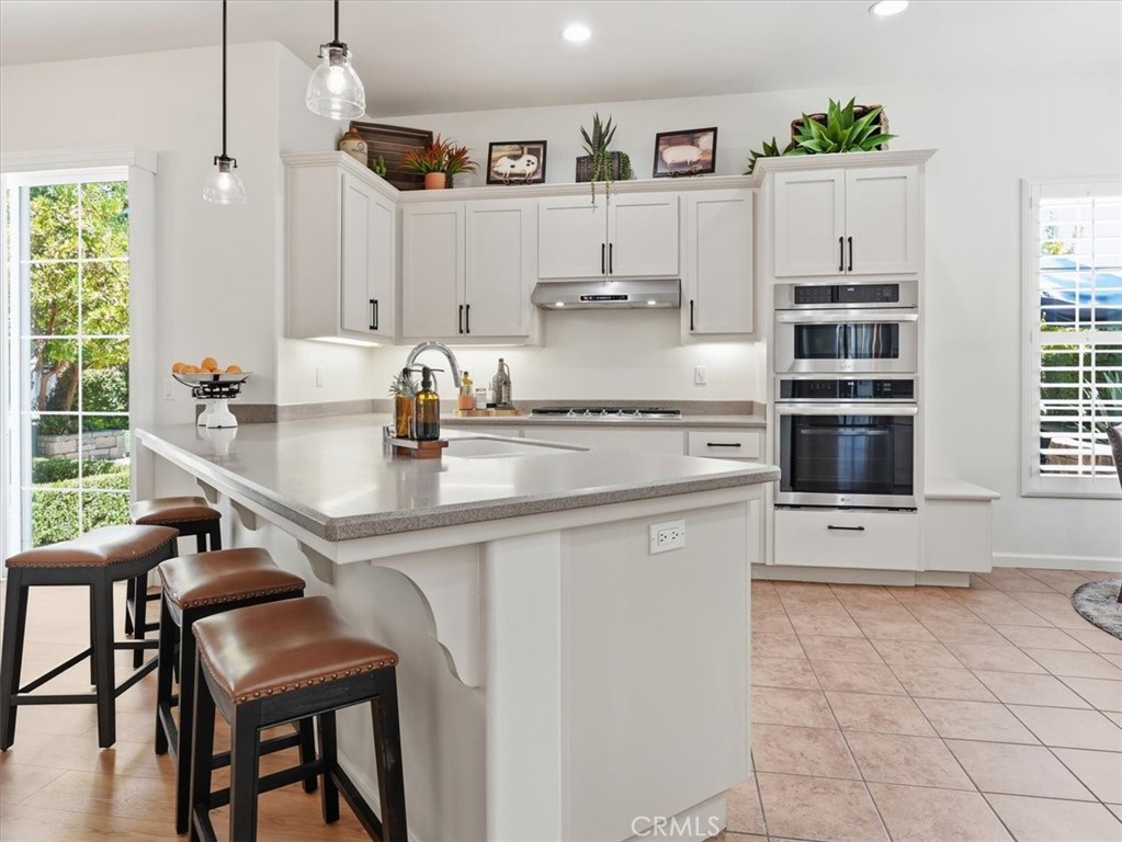 951 Vista Cerro Dr, Paso Robles, CA 93446