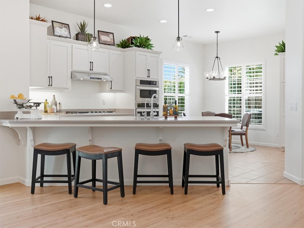951 Vista Cerro Dr, Paso Robles, CA 93446