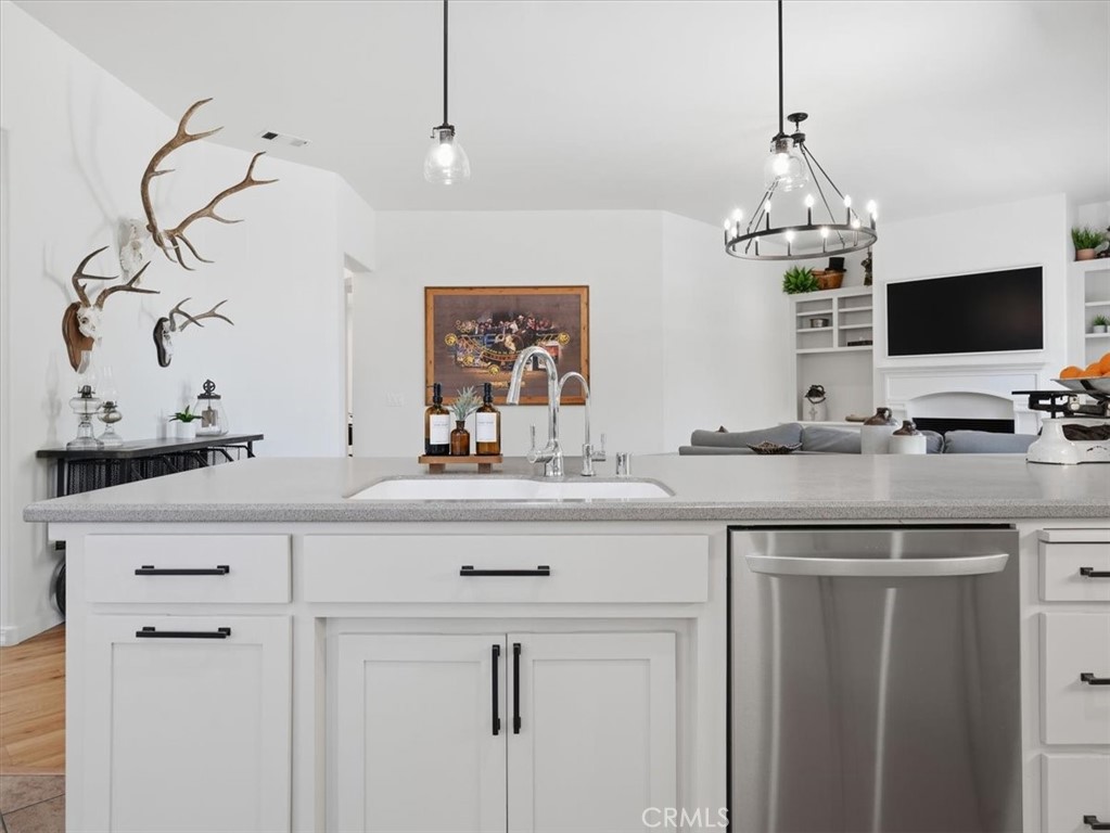 951 Vista Cerro Dr, Paso Robles, CA 93446