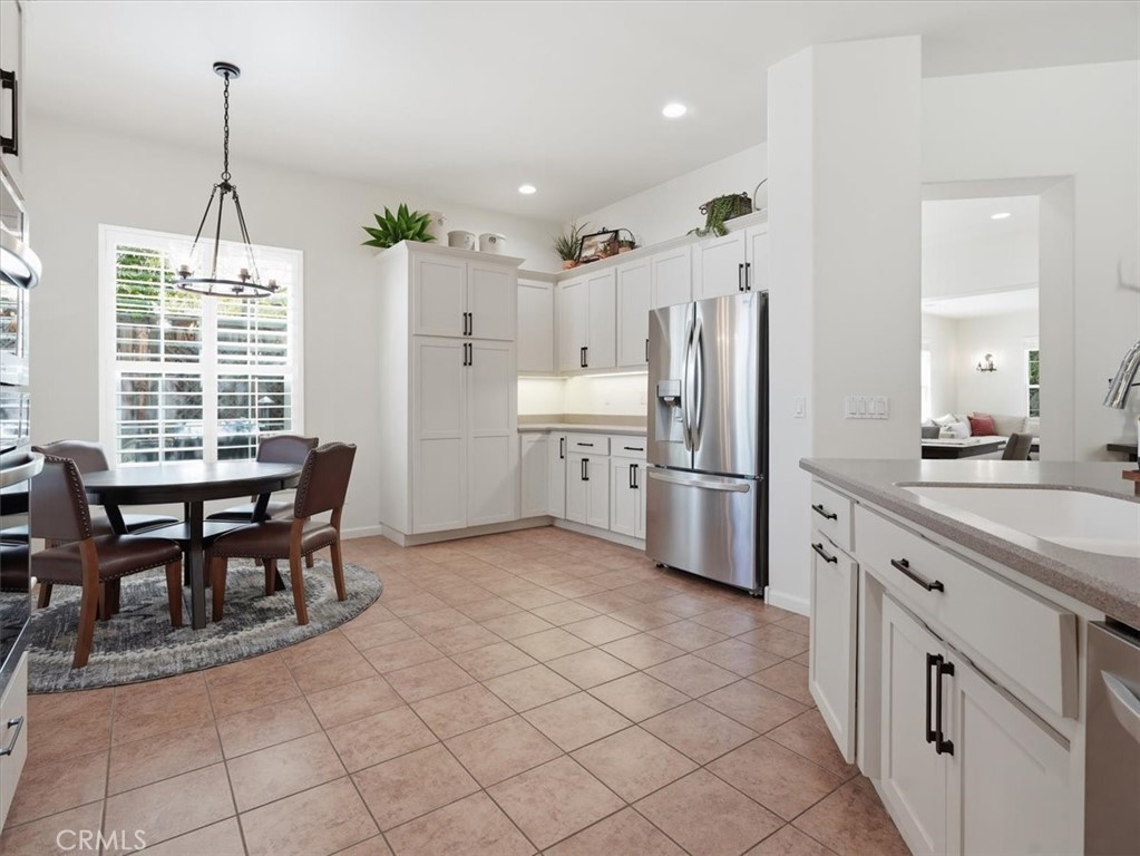 951 Vista Cerro Dr, Paso Robles, CA 93446