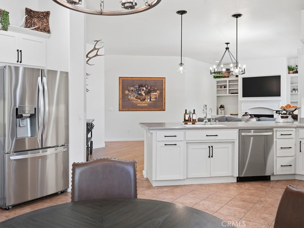 951 Vista Cerro Dr, Paso Robles, CA 93446