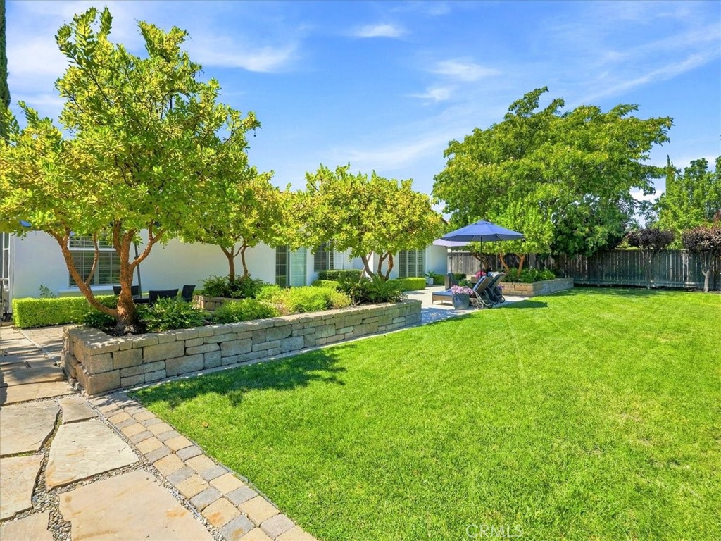 951 Vista Cerro Dr, Paso Robles, CA 93446