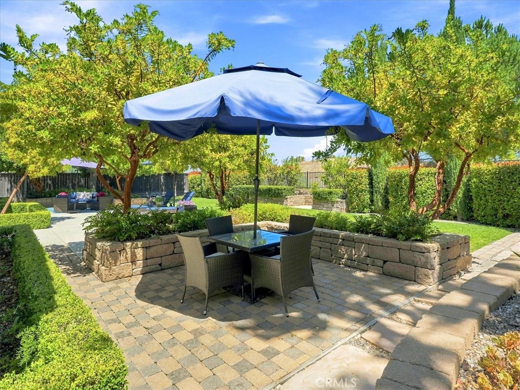 951 Vista Cerro Dr, Paso Robles, CA 93446
