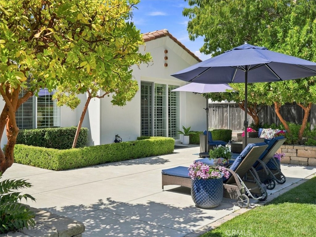 951 Vista Cerro Dr, Paso Robles, CA 93446