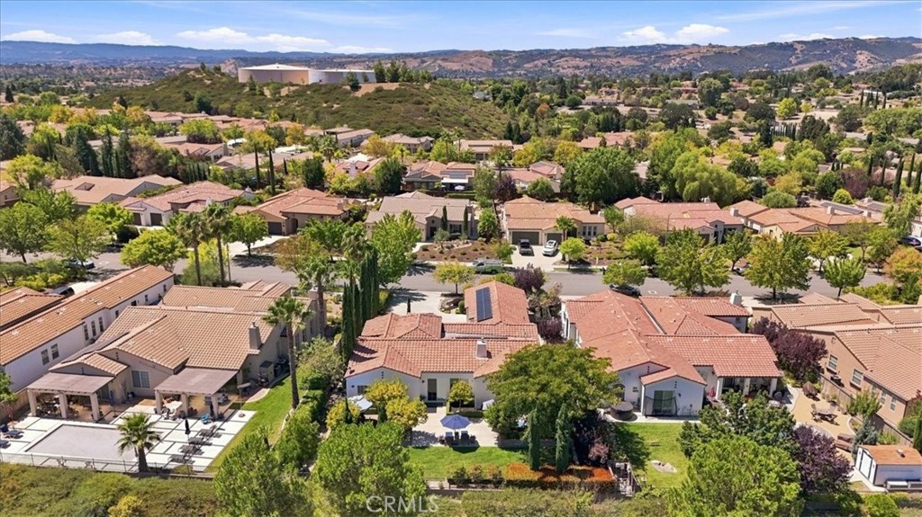 951 Vista Cerro Dr, Paso Robles, CA 93446