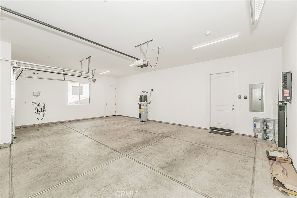 2825 E Beech Tree, Clovis, CA 93619
