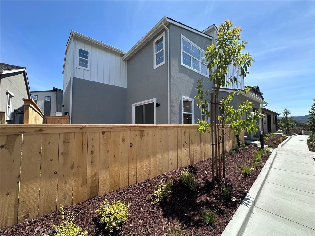 243 Kitty Hawk Ct, San Luis Obispo, CA 93401