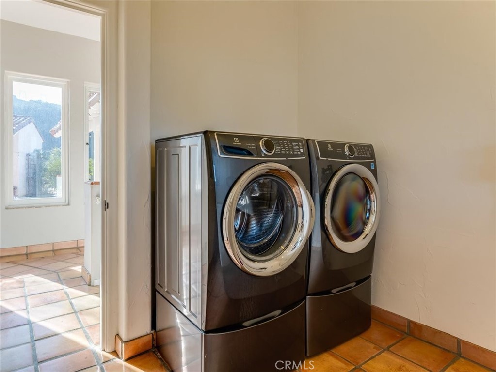 1220 Bassi, San Luis Obispo, CA 93405
