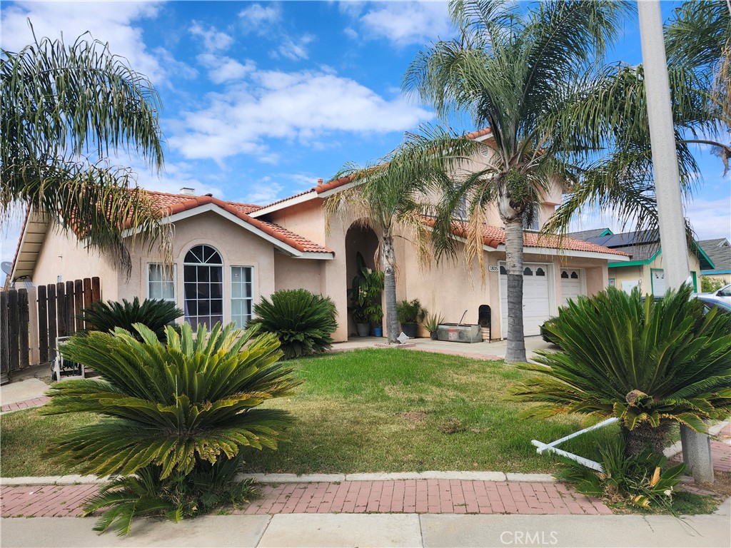 1835 Blossom Ave, Delano, CA 93215