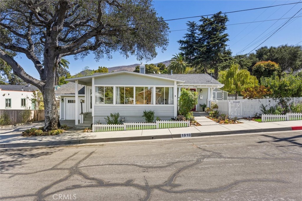 1910 Ruth St, San Luis Obispo, CA 93401