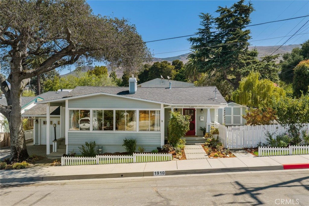 1910 Ruth St, San Luis Obispo, CA 93401
