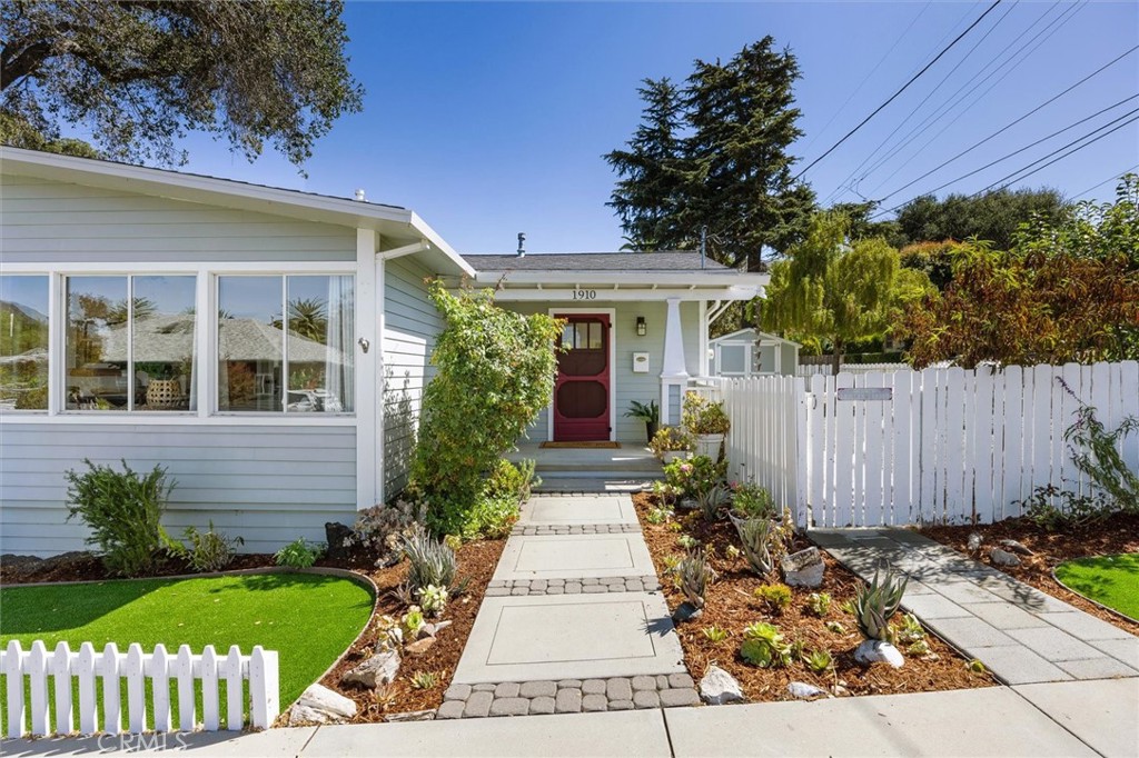 1910 Ruth St, San Luis Obispo, CA 93401