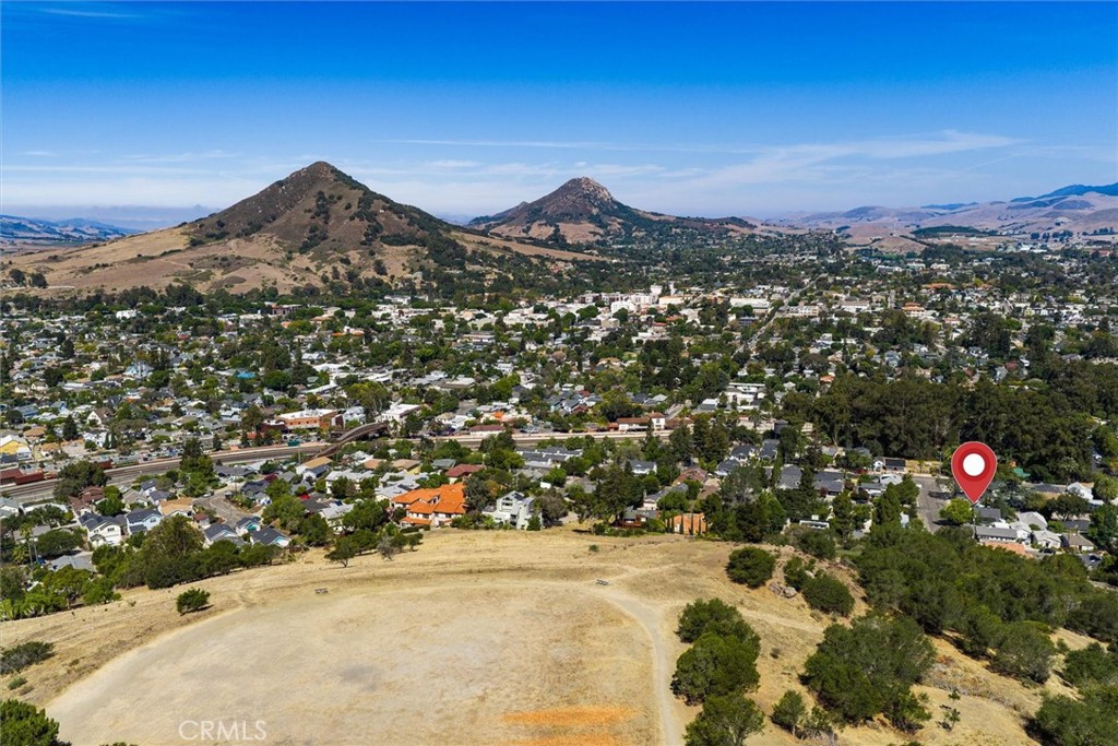 1910 Ruth St, San Luis Obispo, CA 93401