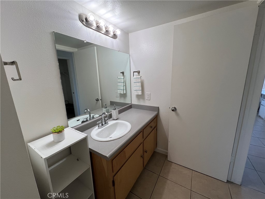 1239 E Foothill Blvd #205, San Luis Obispo, CA 93405